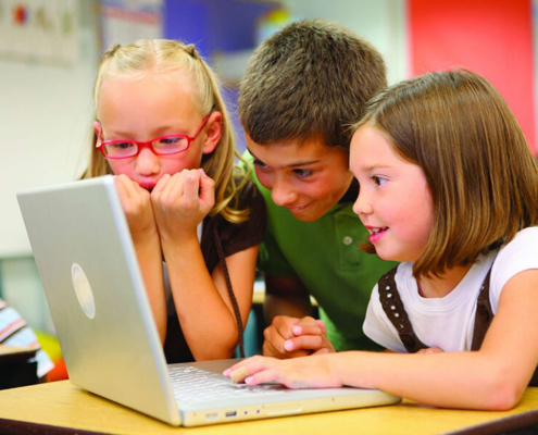 Introducing machine learning to kids is not that challenging as you think